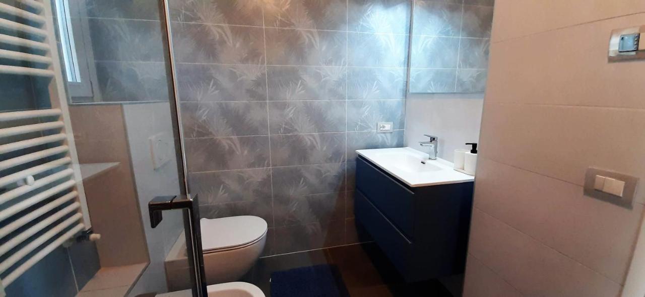Residence Il Bosso Домасо Екстериор снимка